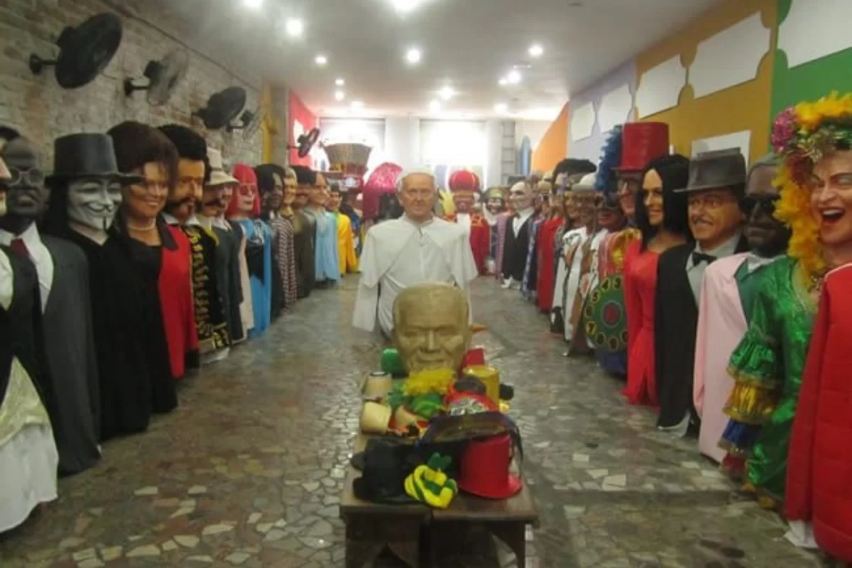 Embaixada dos Bonecos Gigantes